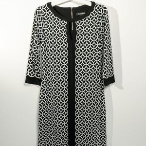 White House Black Market Womens XXS Dress Black White Print 3/4 Sleeve Keyhole